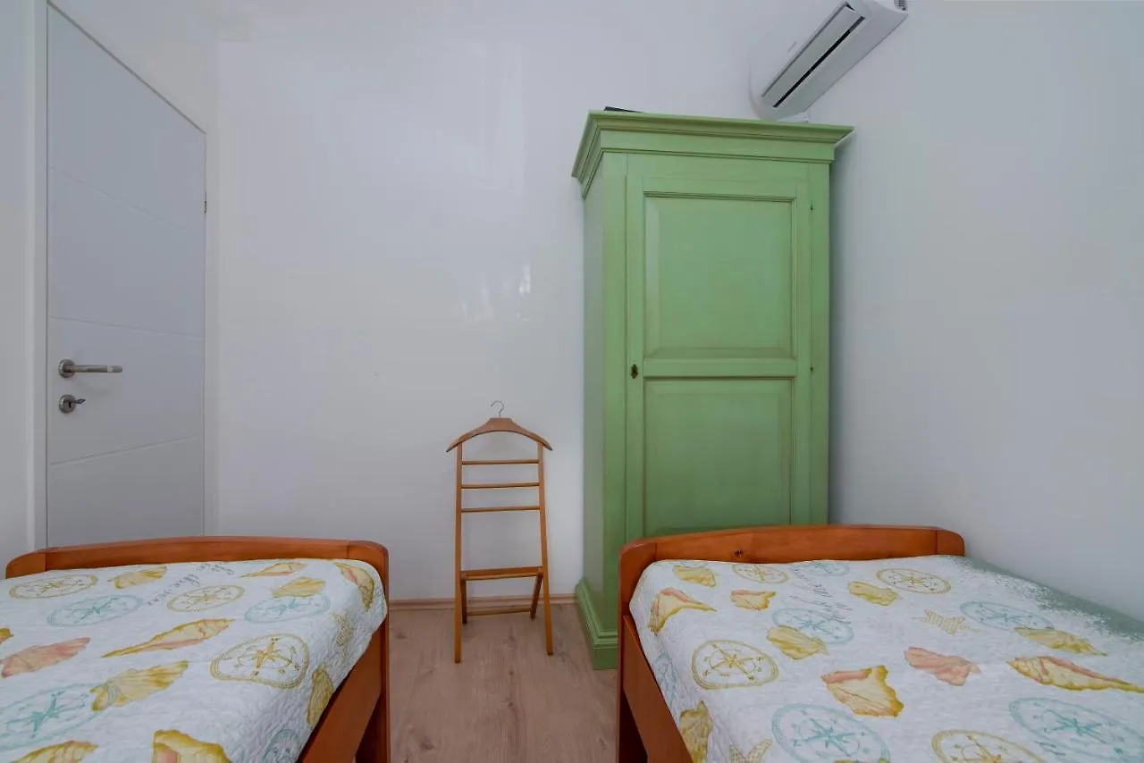 Apartment Villa Vera Banjole Croatia