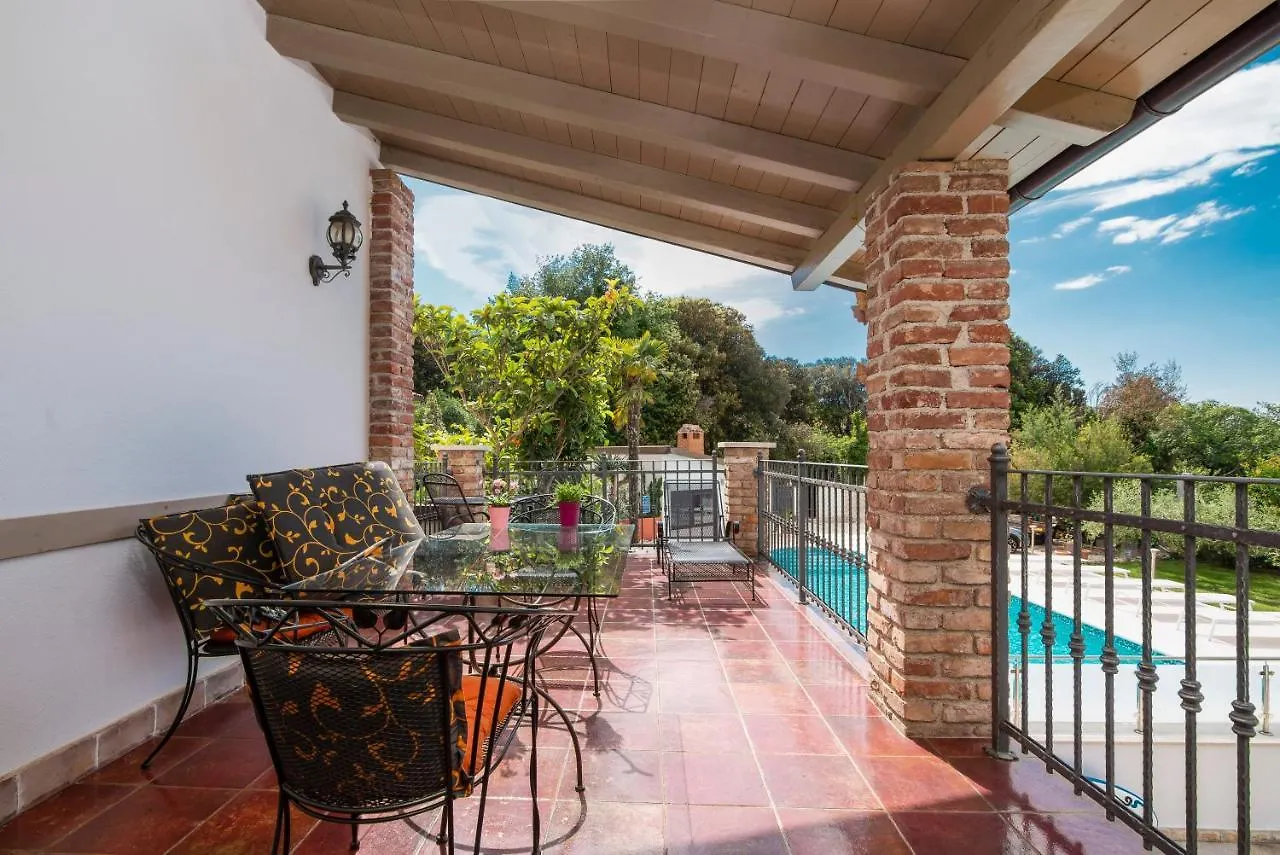 Villa Vera Banjole Apartment