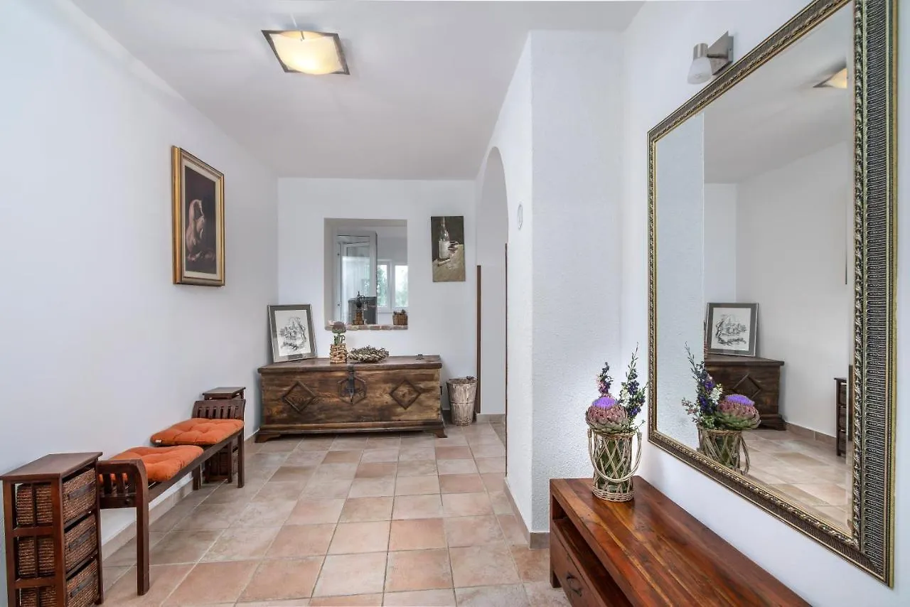 Villa Vera Banjole Apartment