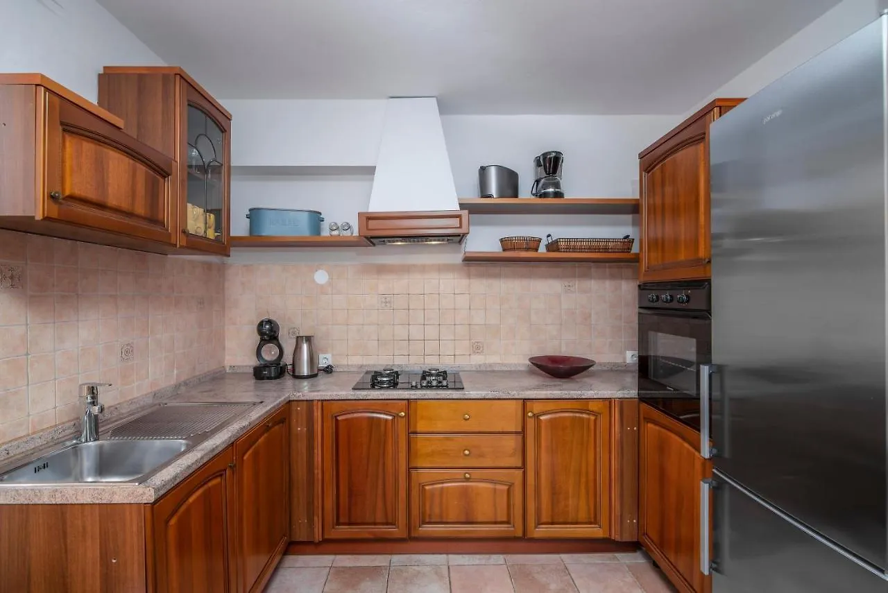 Villa Vera Banjole Apartment